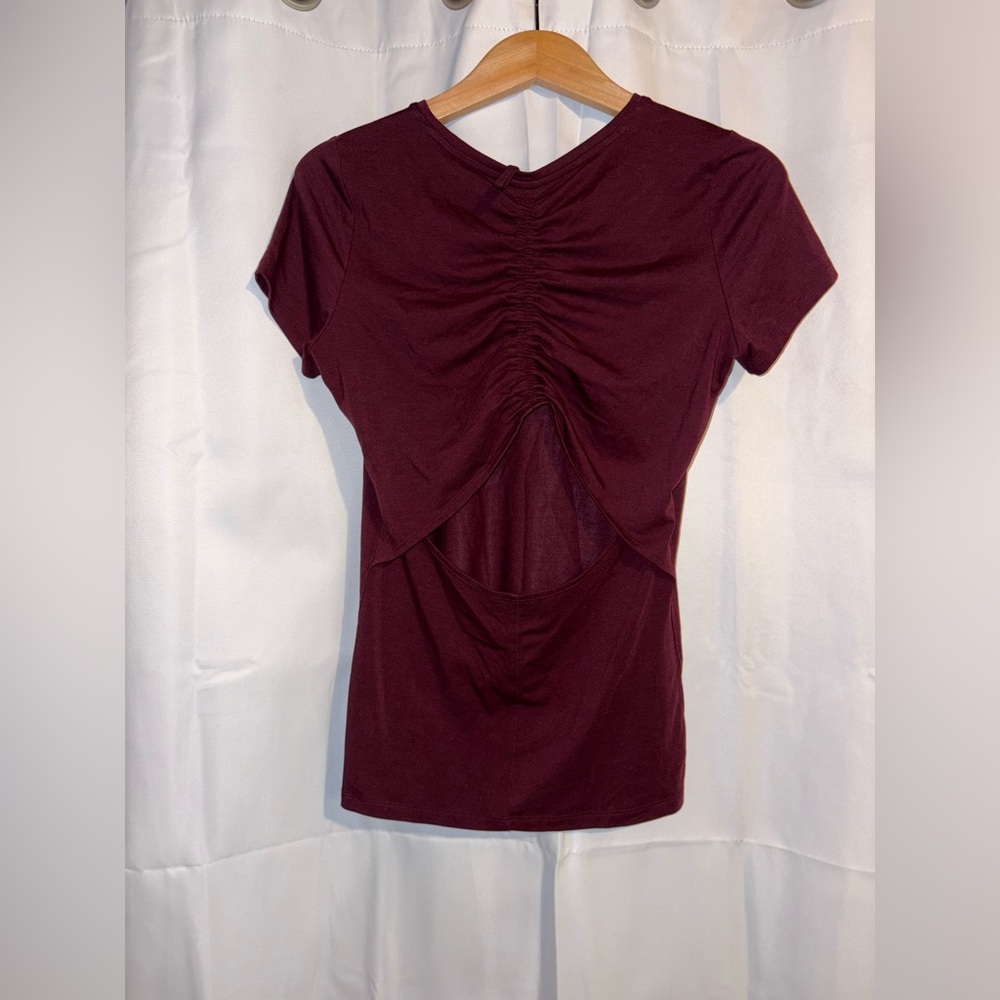Encore Athleta Womens Short Sleeve Ruched Open Back Top Burgundy/Plum XXS